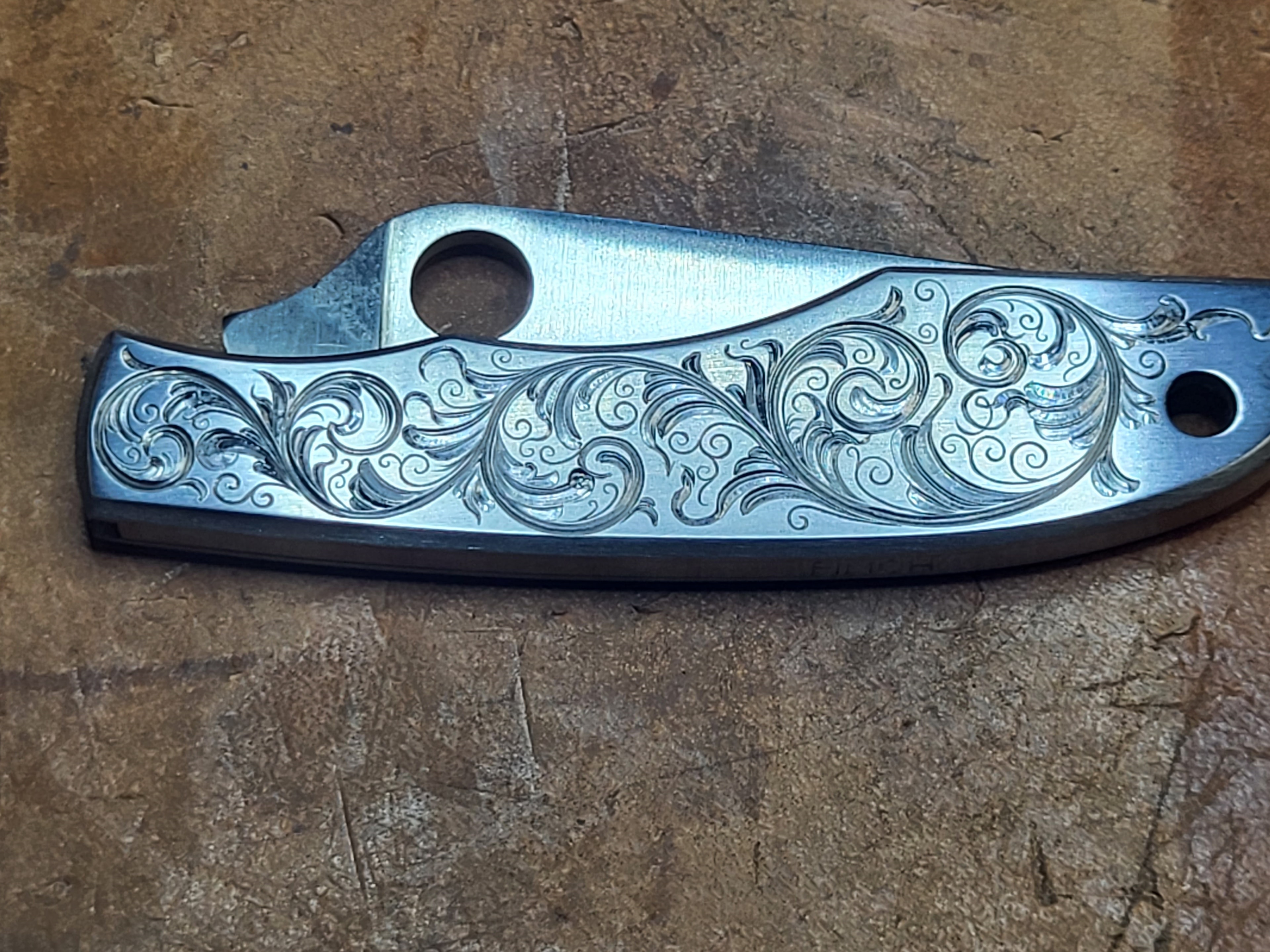 Flare Cut Knife